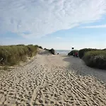 6 Person In * Blåvand