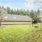 6 Person In * Blåvand
