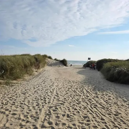 6 Person In * Blåvand