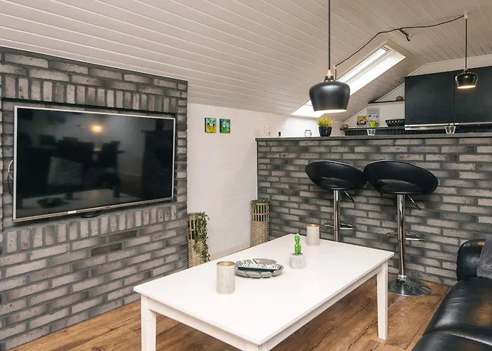 6 Person In Semesterbostad *